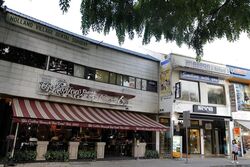 Holland Road Shopping Centre (D10), Retail #497185401